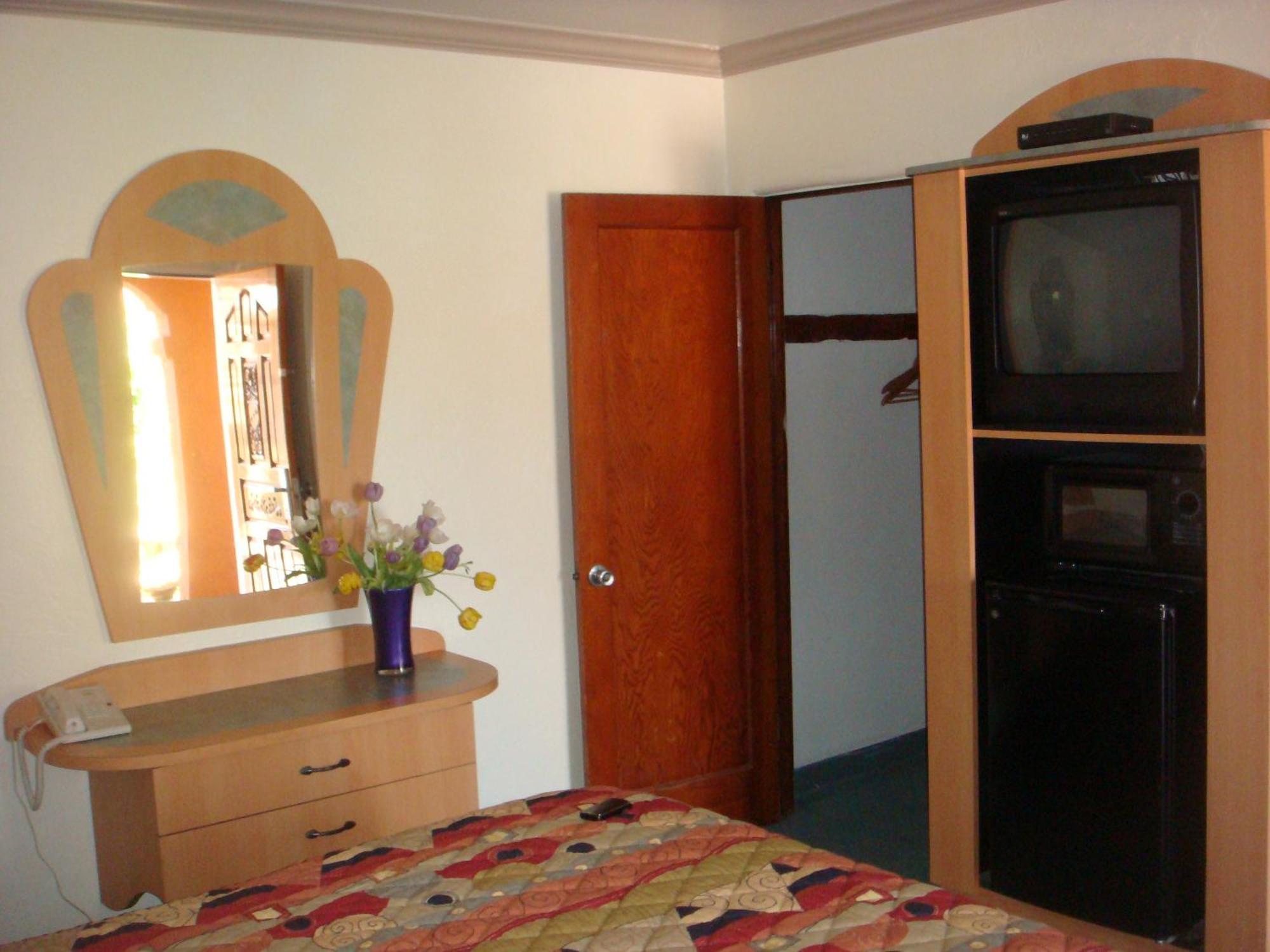 Economy Inn Los Banos Zewnętrze zdjęcie
